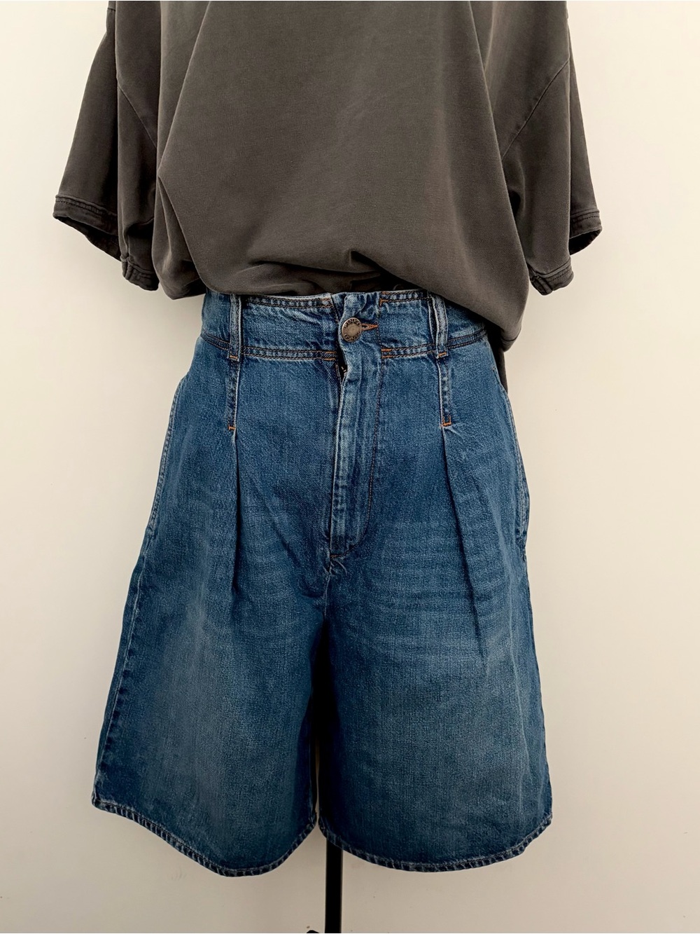 Pinko Bubolare Bermuda Denim Shorts